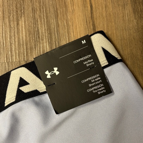 UNDER ARMUOR Women's Light Blue Athletic Shorts - Picture 4 of 4